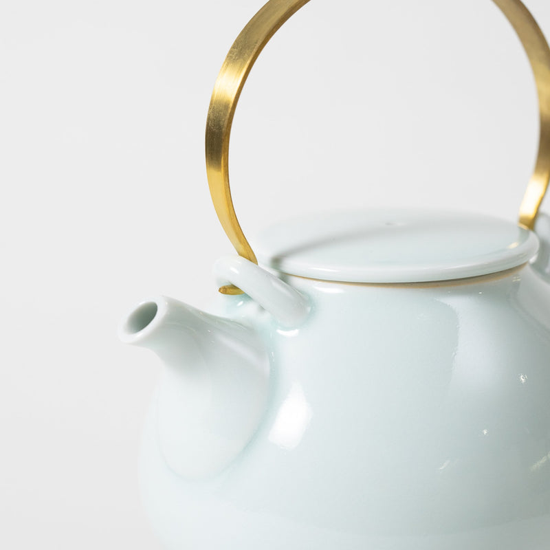Pale Blue Tea Pot (L)